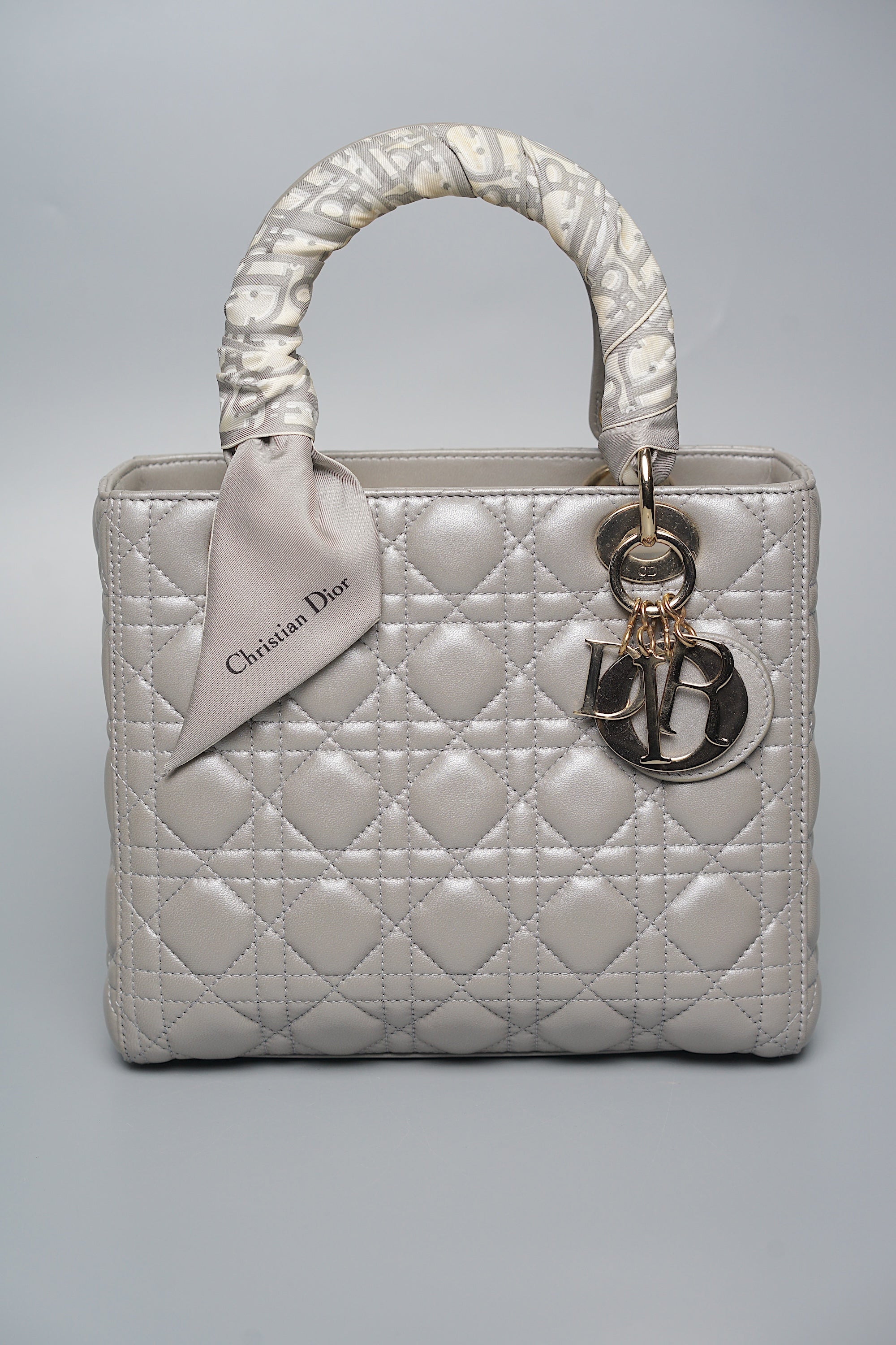 Lady Dior Medium in Gray Opaline Lghw