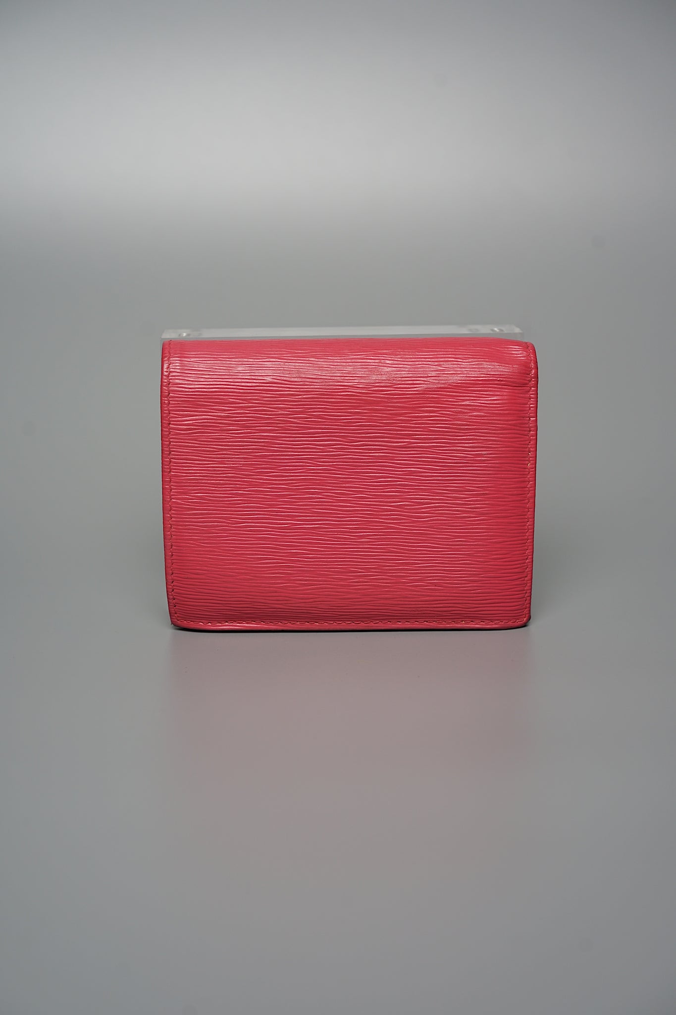 Prada Vitello Move Bi-Fold Wallet Ibisco in Pink