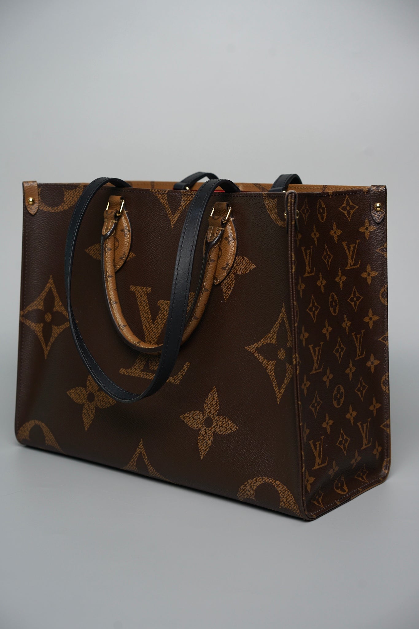 Louis Vuitton On The Go MM