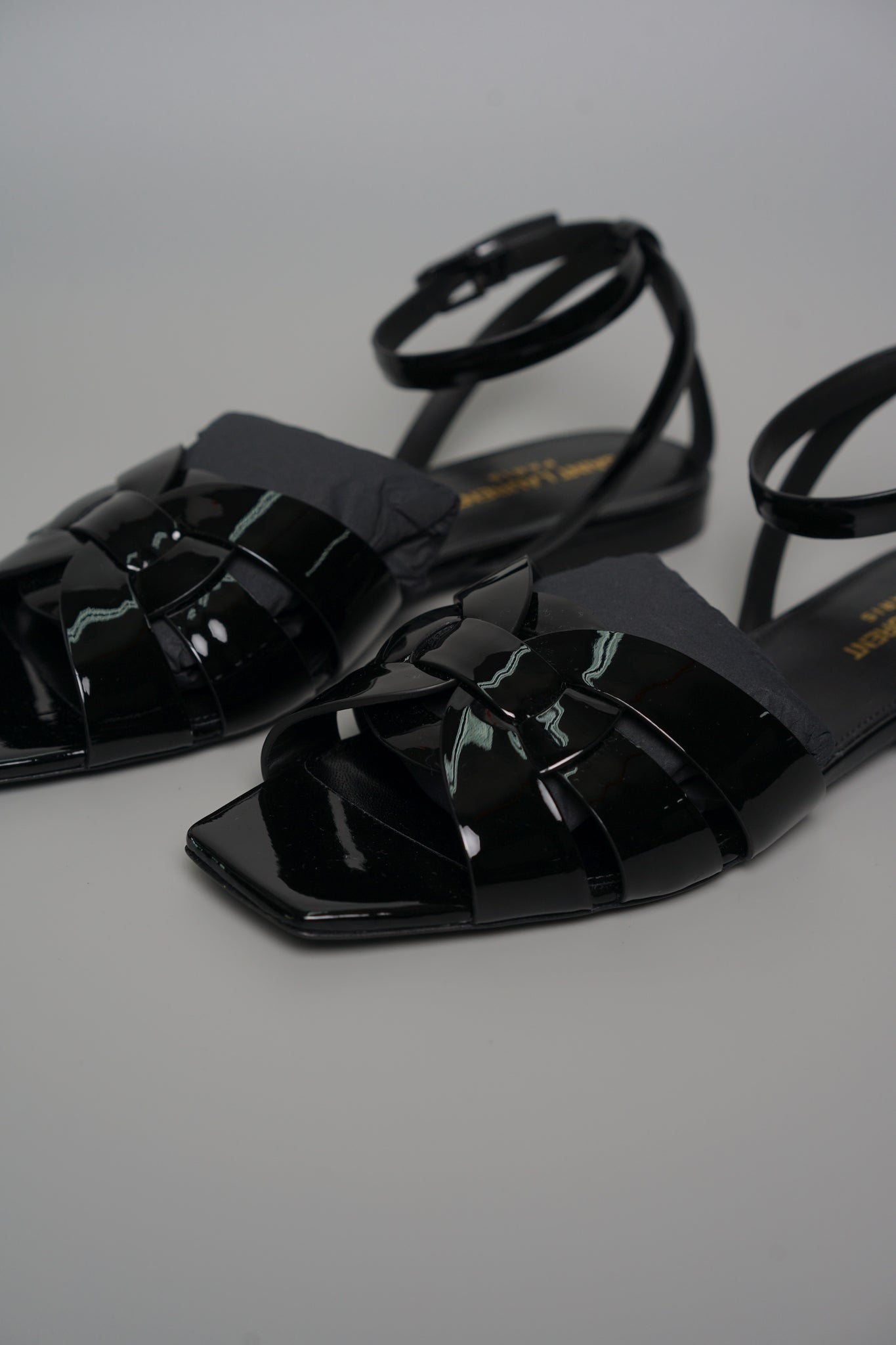 Saint Laurent Flat Tribute Sandal in Black Size 38 (Brand New)