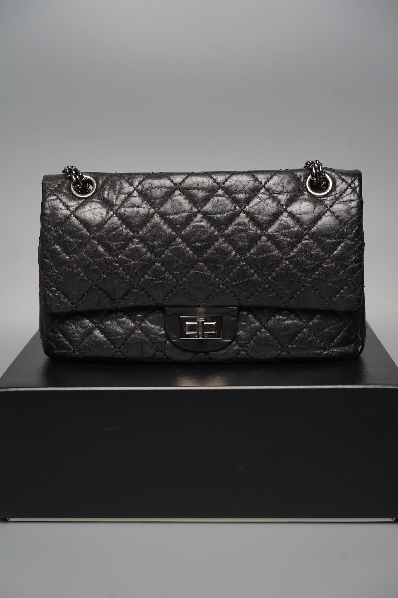 Chanel 2.55 Reissue Double Flap in black Shw