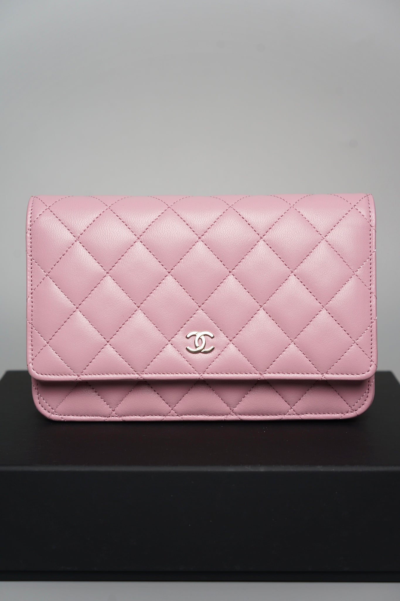 Chanel Wallet On Chain in Mauve Pink Lambskin Lghw