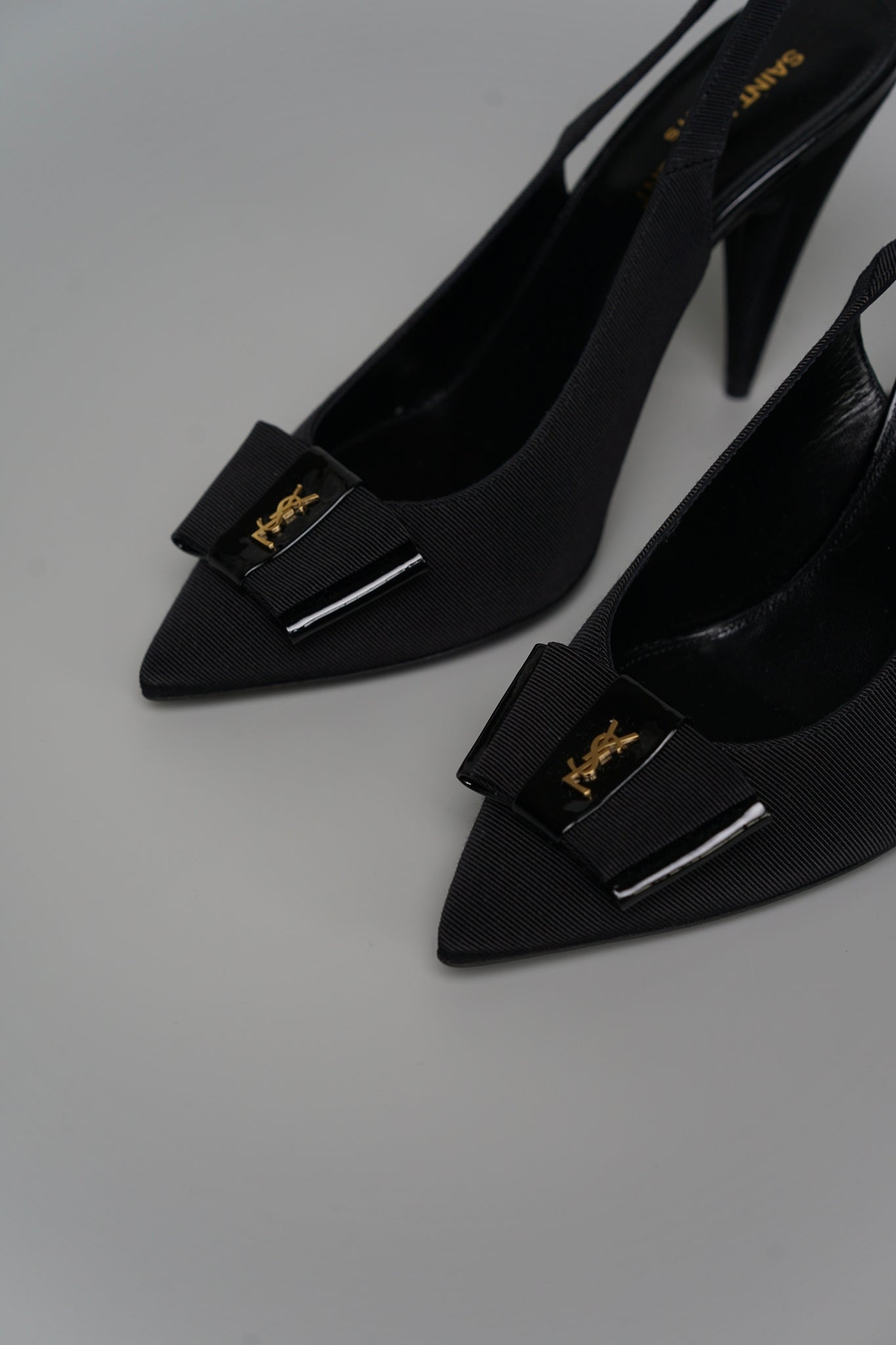 Saint Laurent Slingback Pumps in Black Size 39 (Brand New)