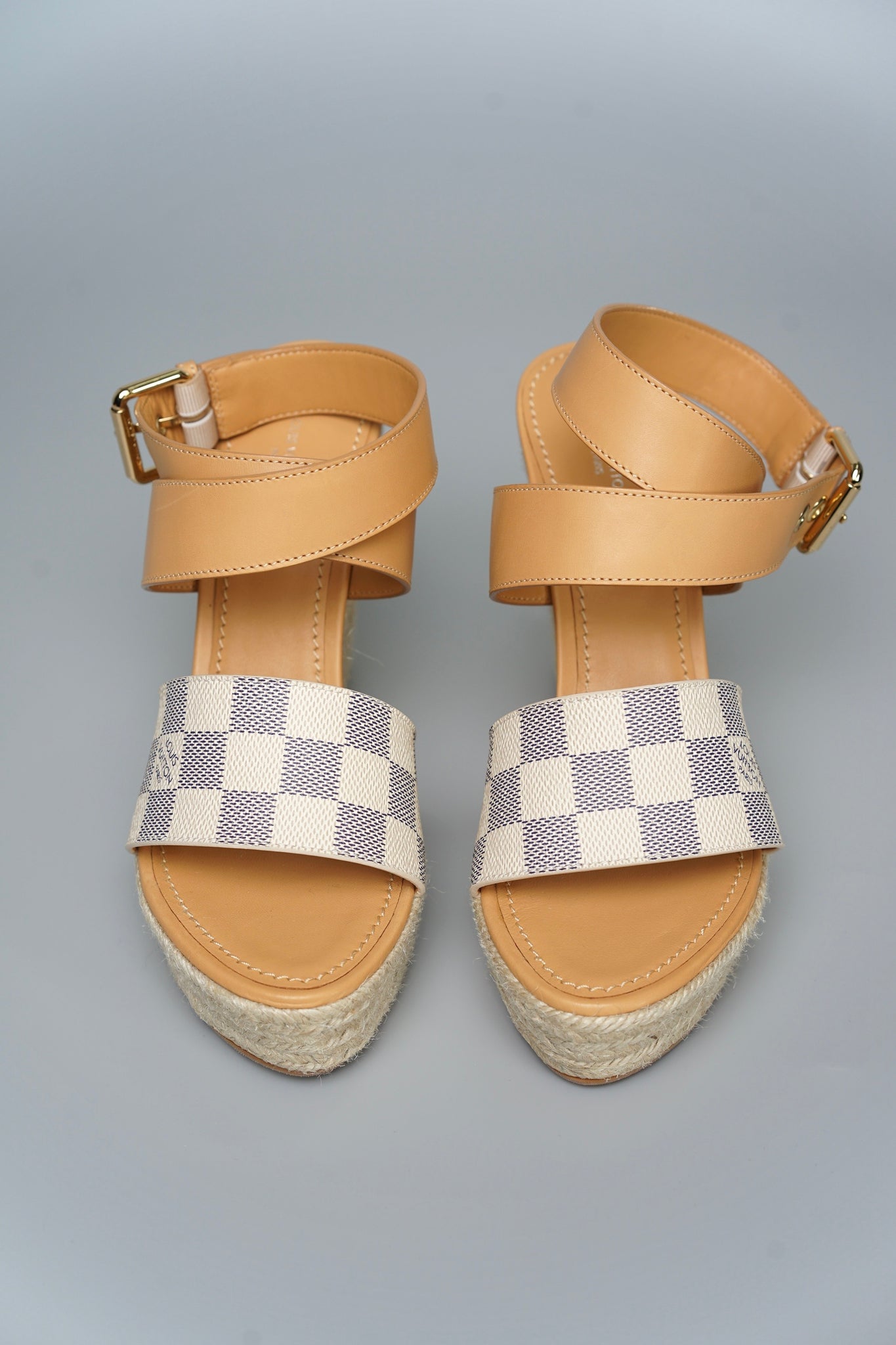 Louis Vuitton Damier Azur Starboard Wedges in Tan Size 39 (Brand New)