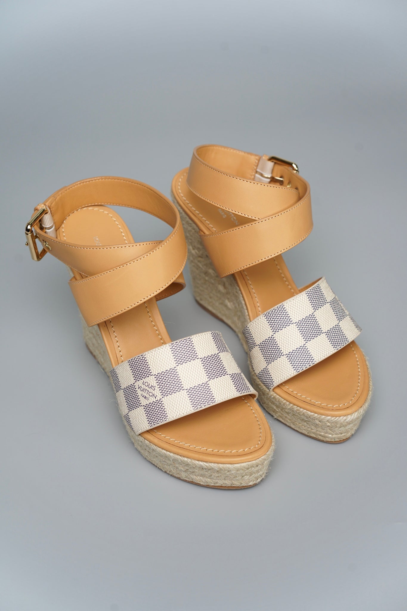 Louis Vuitton Damier Azur Starboard Wedges in Tan Size 39 (Brand New)
