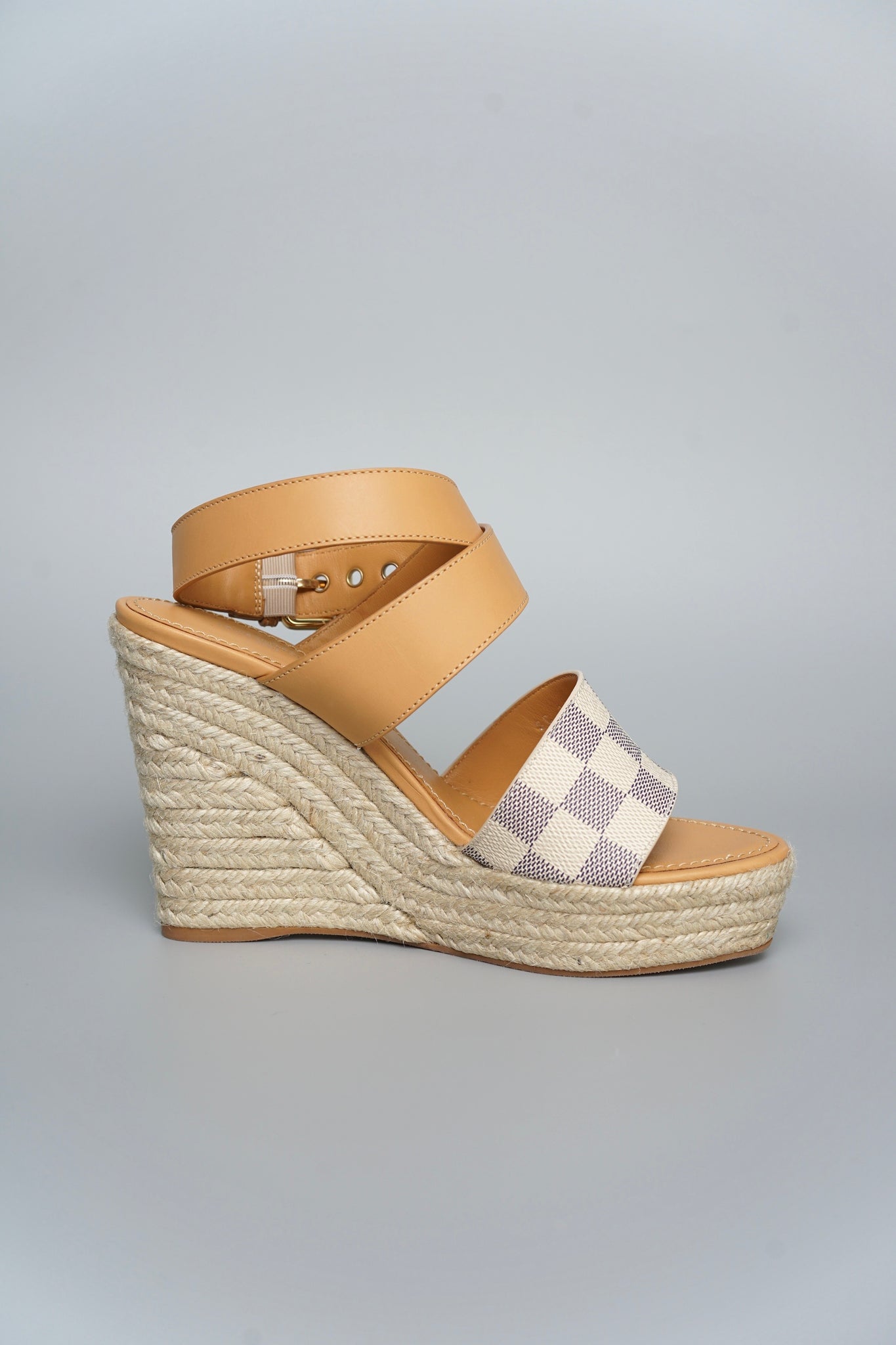 Louis Vuitton Damier Azur Starboard Wedges in Tan Size 39 (Brand New)