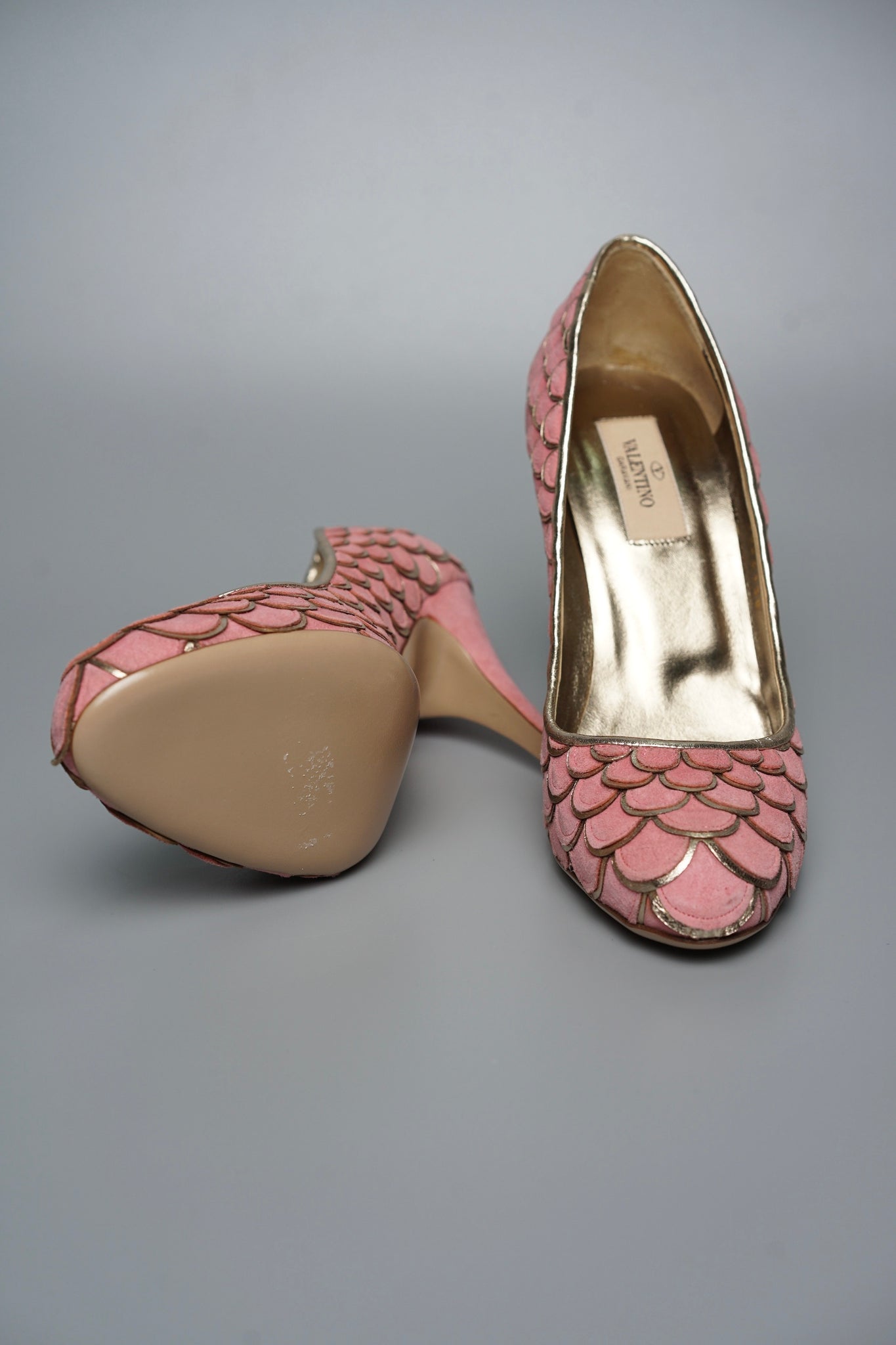 Valentino Suede Pumps in Pink Size 38 (Brand New)