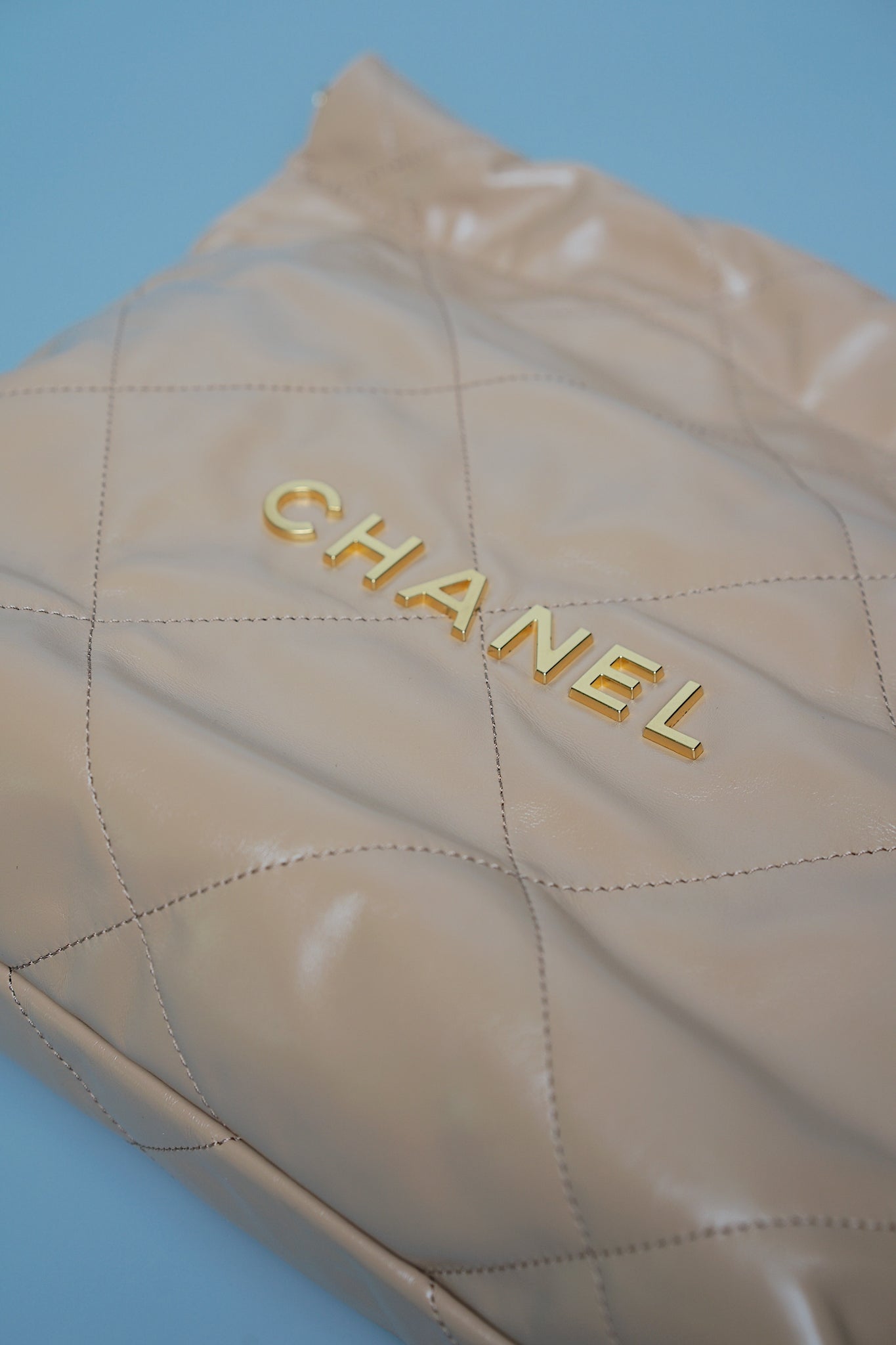 Chanel 22S in Dark Beige Ghw (Brand New)