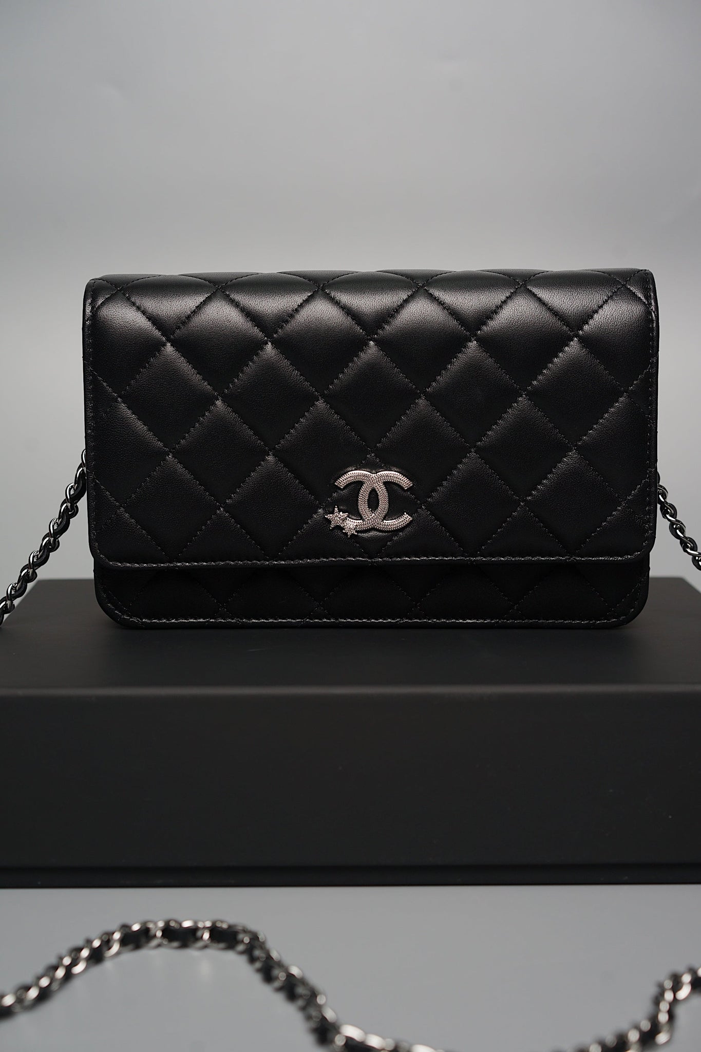 Chanel 24C Wallet On Chain in Black Lambskin Shw (Brand New)