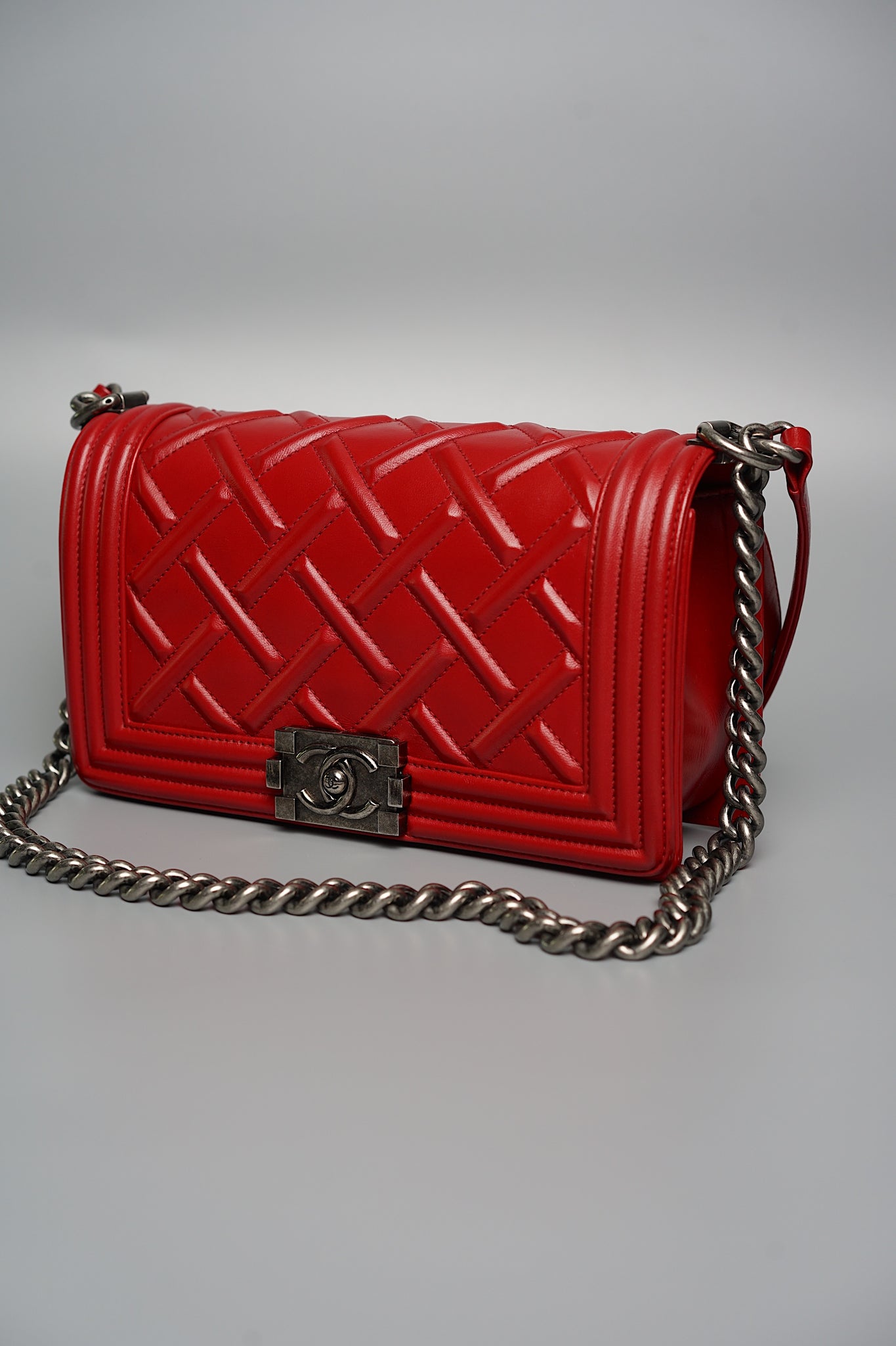 Boy Chanel Medium in Rouge Red Chateau Celtic