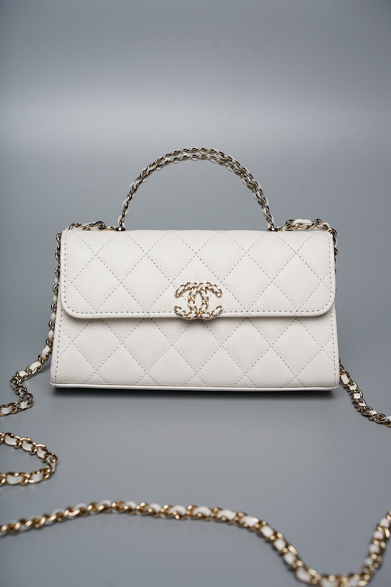 Chanel Clutch with Top Handle in White Caviar Lghw