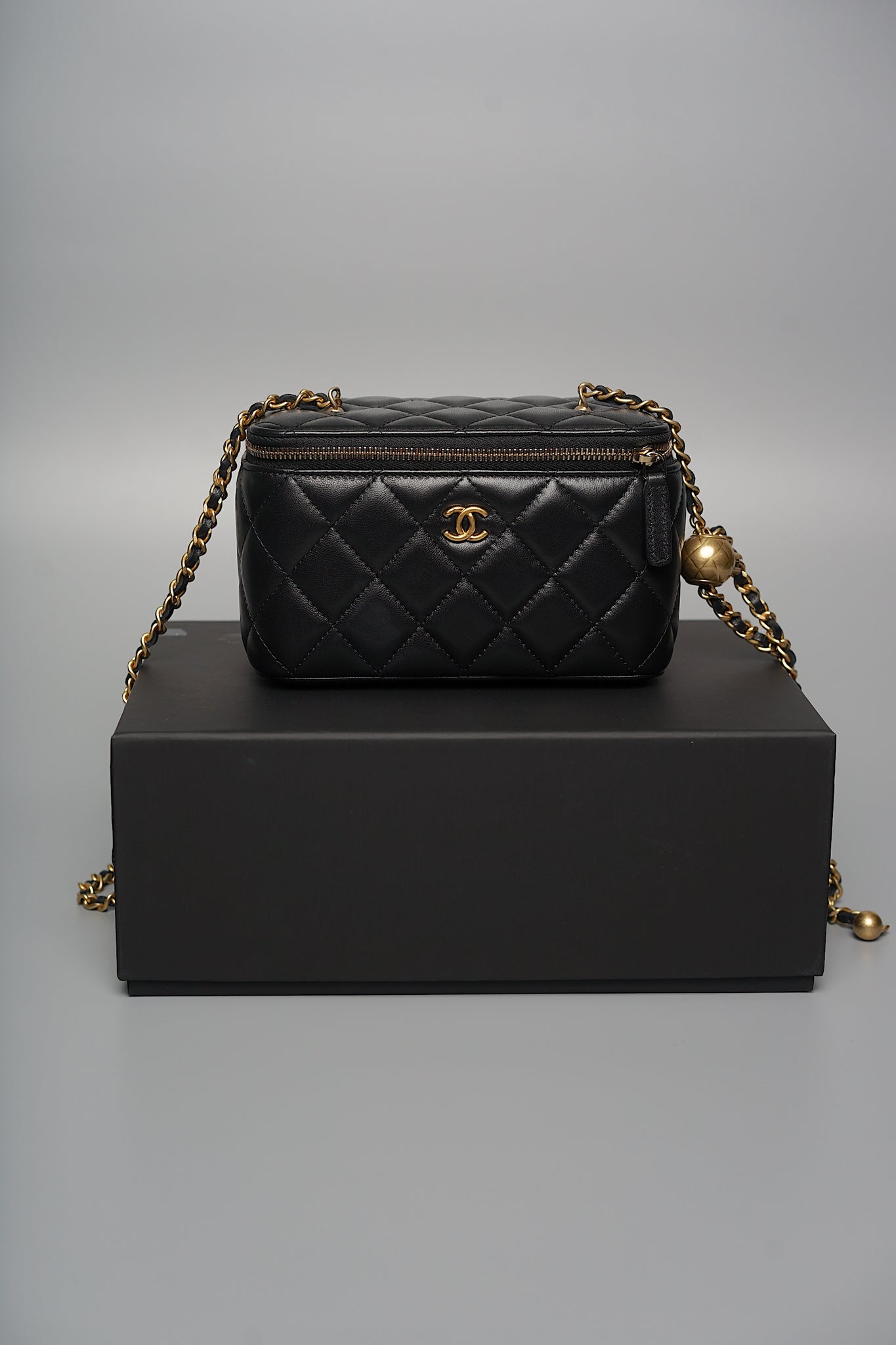 Chanel Pearl Crush Vanity in Black Lambskin Bghw