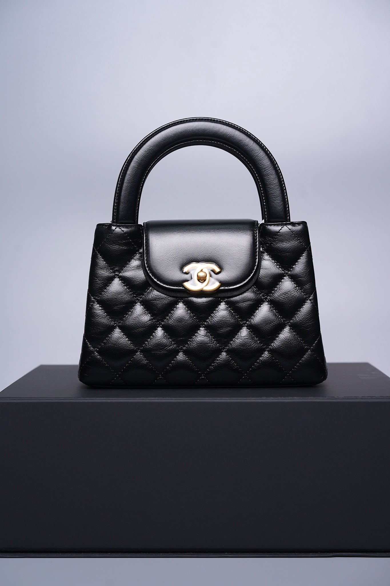 Chanel Kelly Mini in Black Shiny Calfskin Ghw (Brand New)