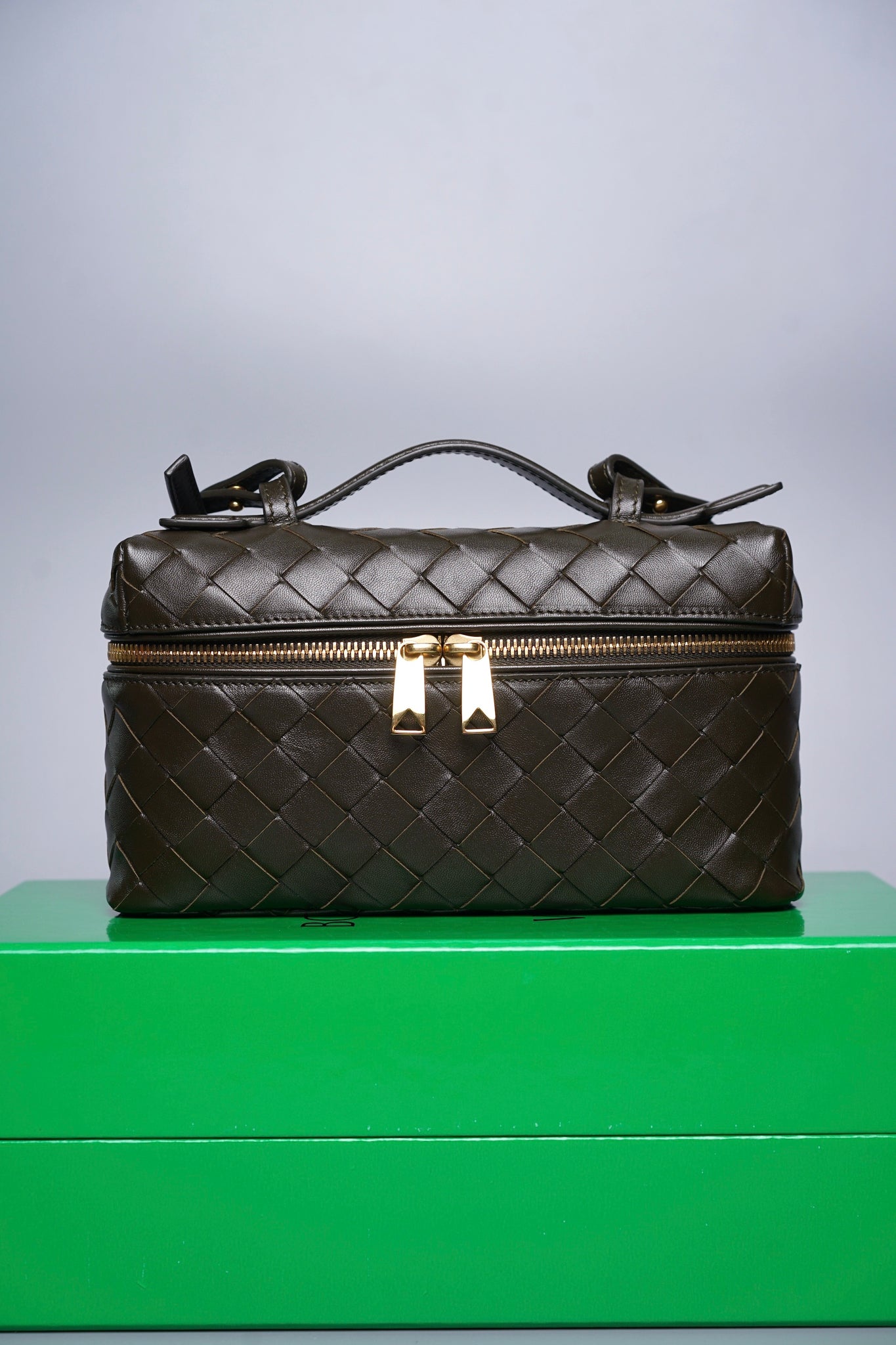 Bottega Bang Bang Vanity in Dark Green Ghw