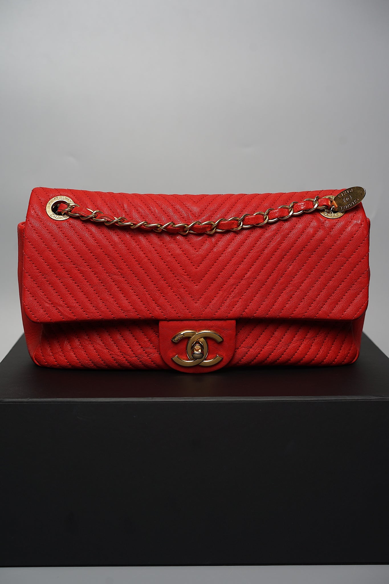 Chanel Flap Bag in Red Ghw