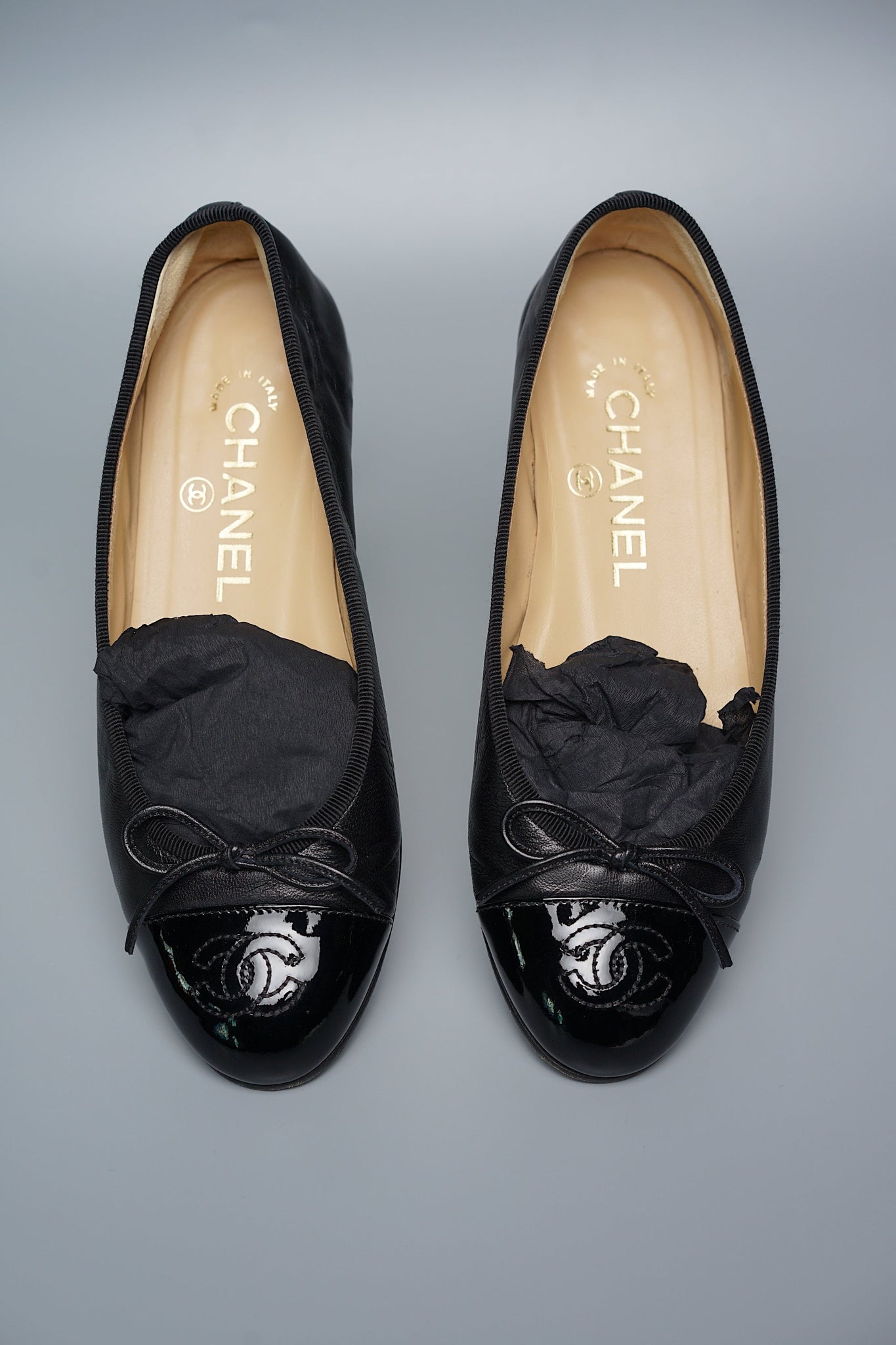 Chanel Pumps in Black Size 35