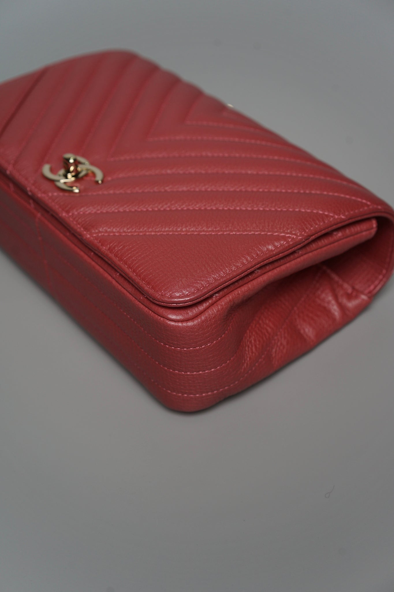 Chanel Statement Flap Bag in Pink Chevron Calfskin Ighw
