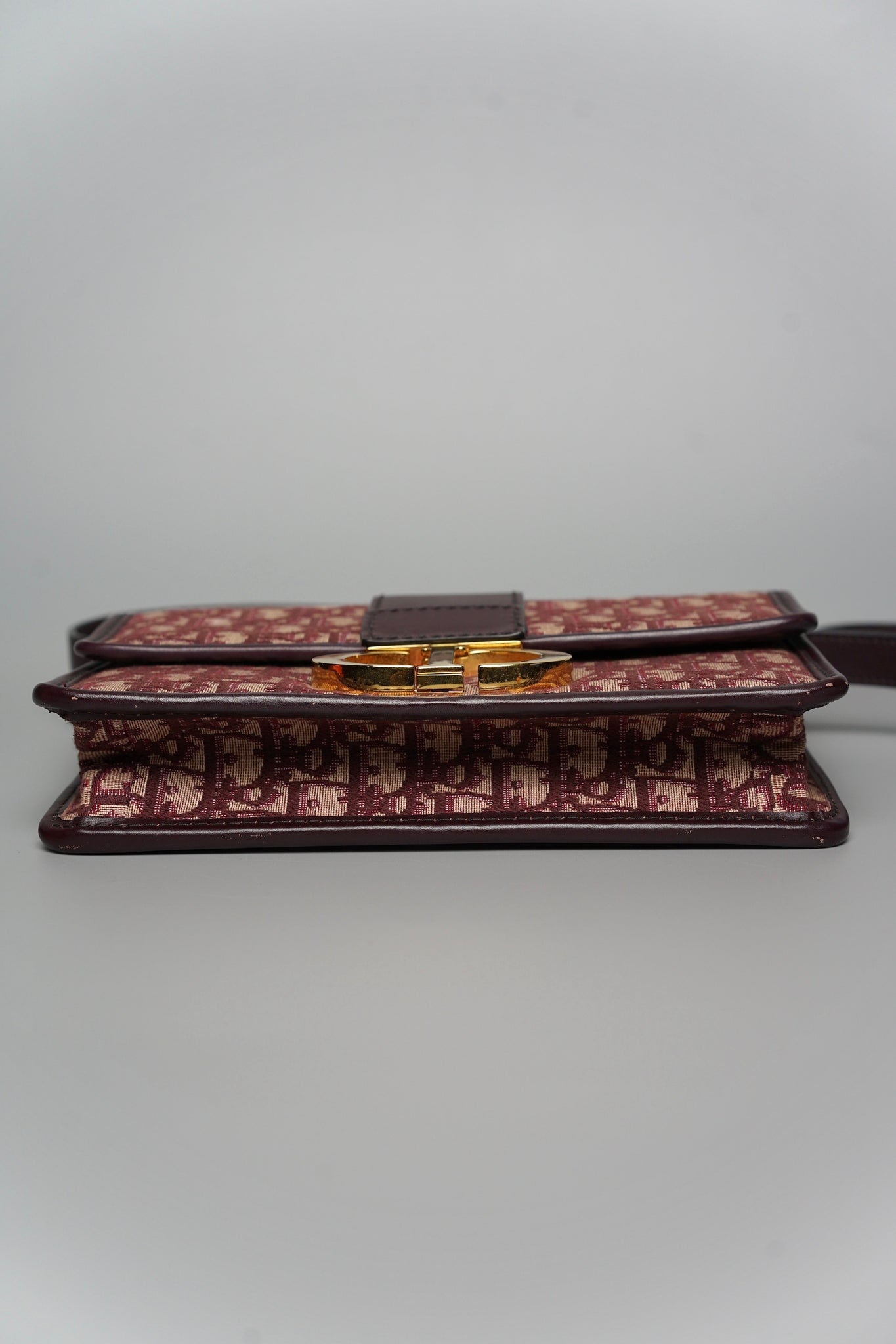 Dior 30 Montaigne in Red Oblique Jacquard Ghw