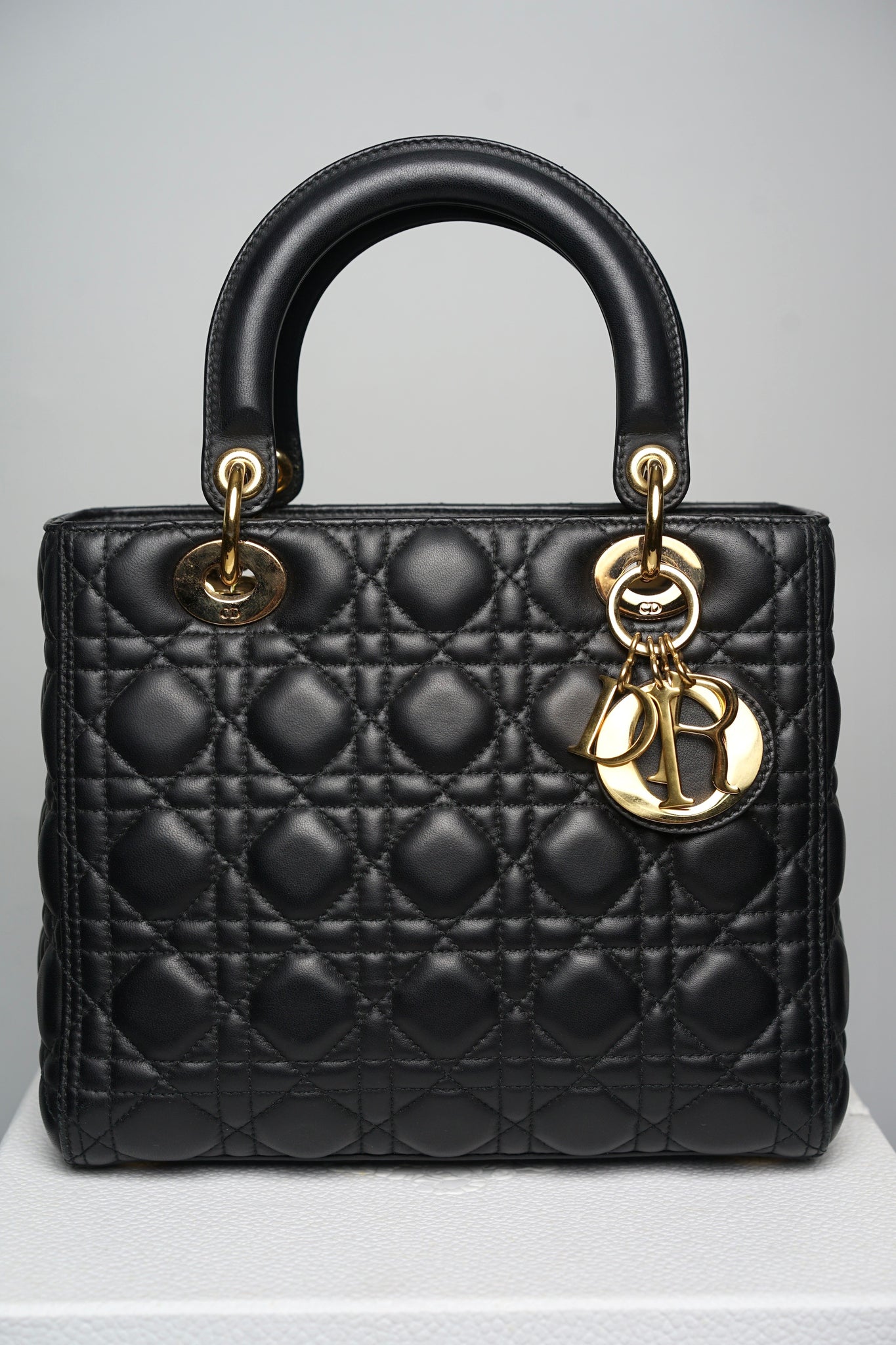 Lady Dior Medium in Black Ghw