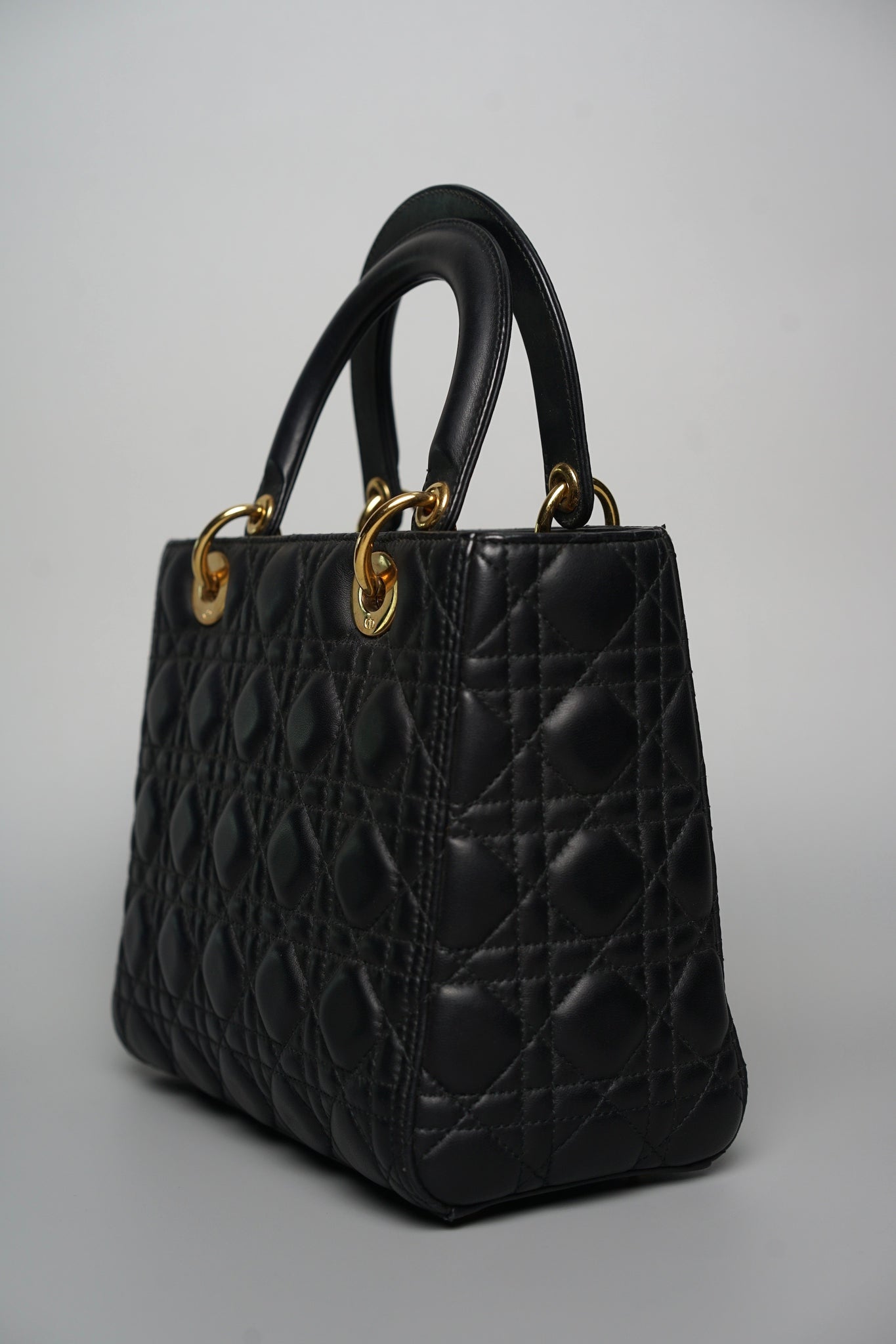 Lady Dior Medium in Black Ghw