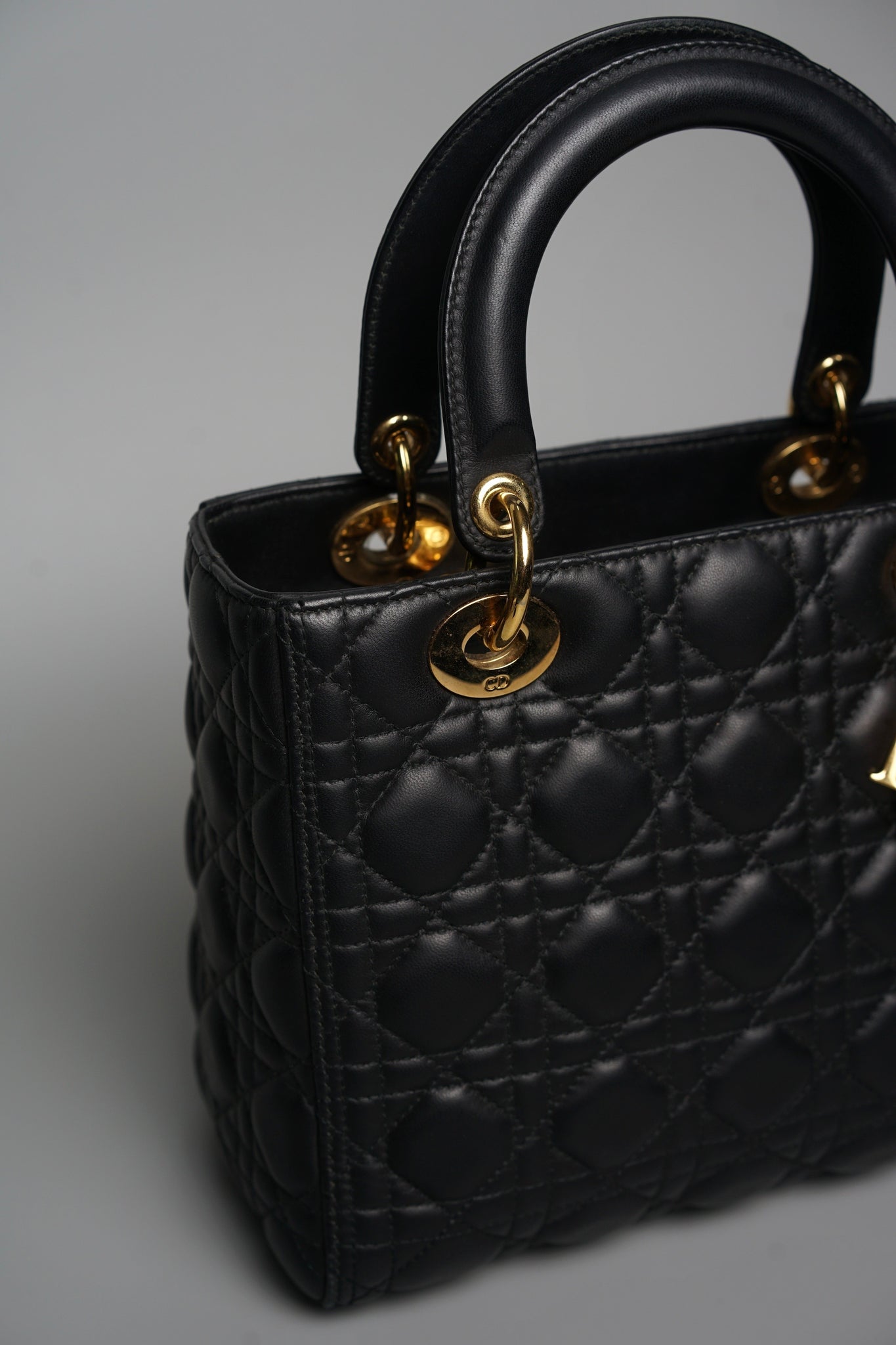 Lady Dior Medium in Black Ghw