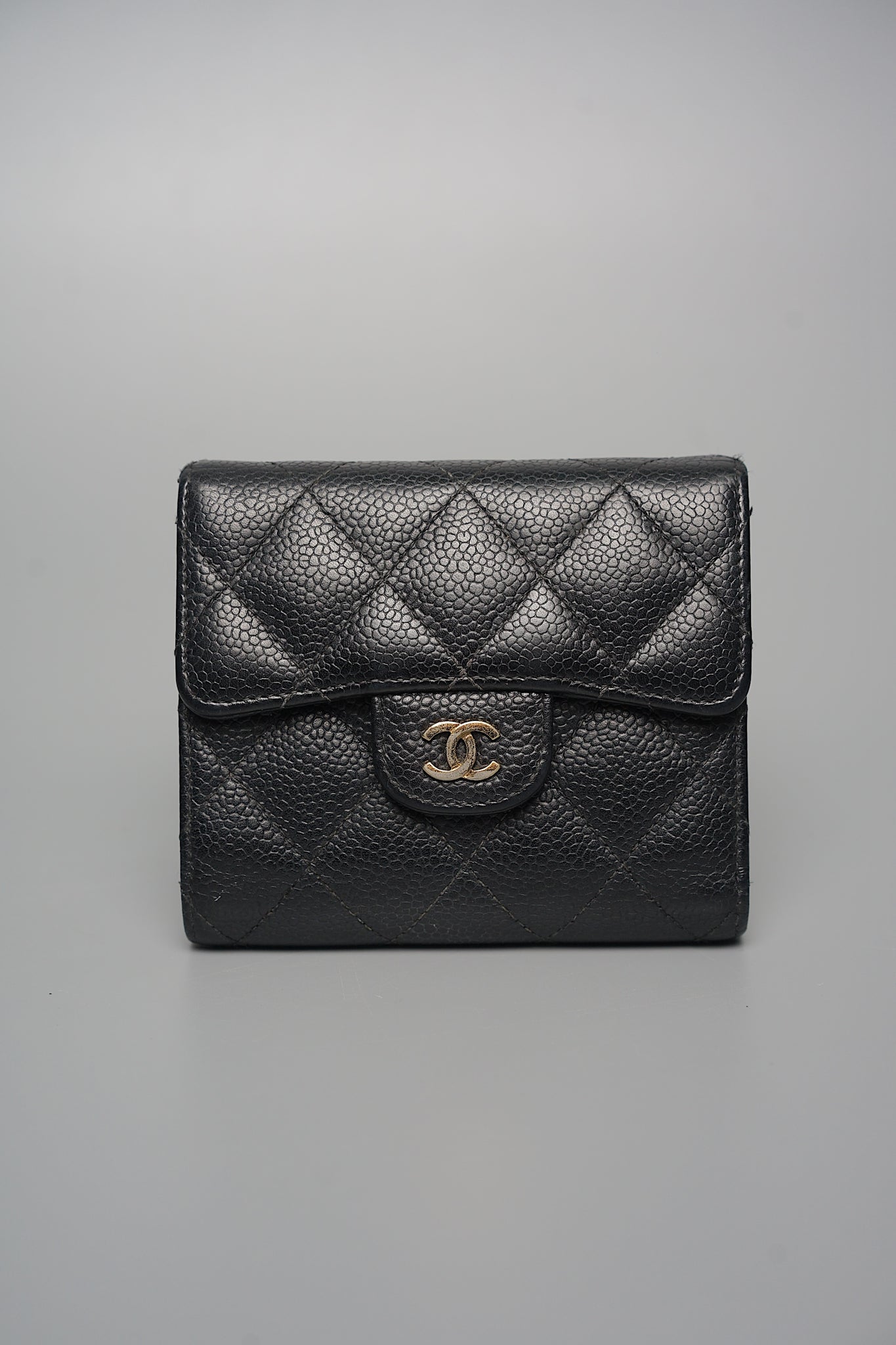 Chanel Classic Trifold Compact in Black Caviar Ghw