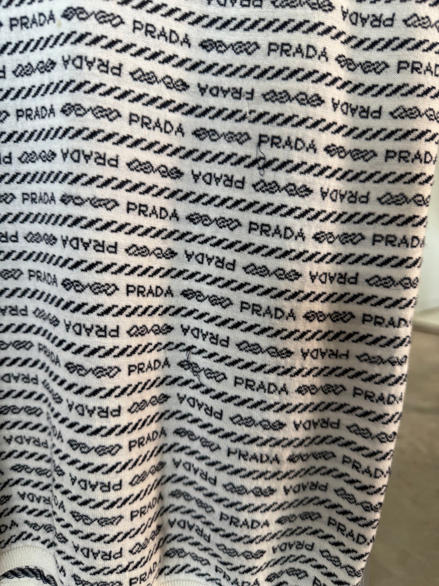 Prada Logo-Intarsia Top in White Size 36