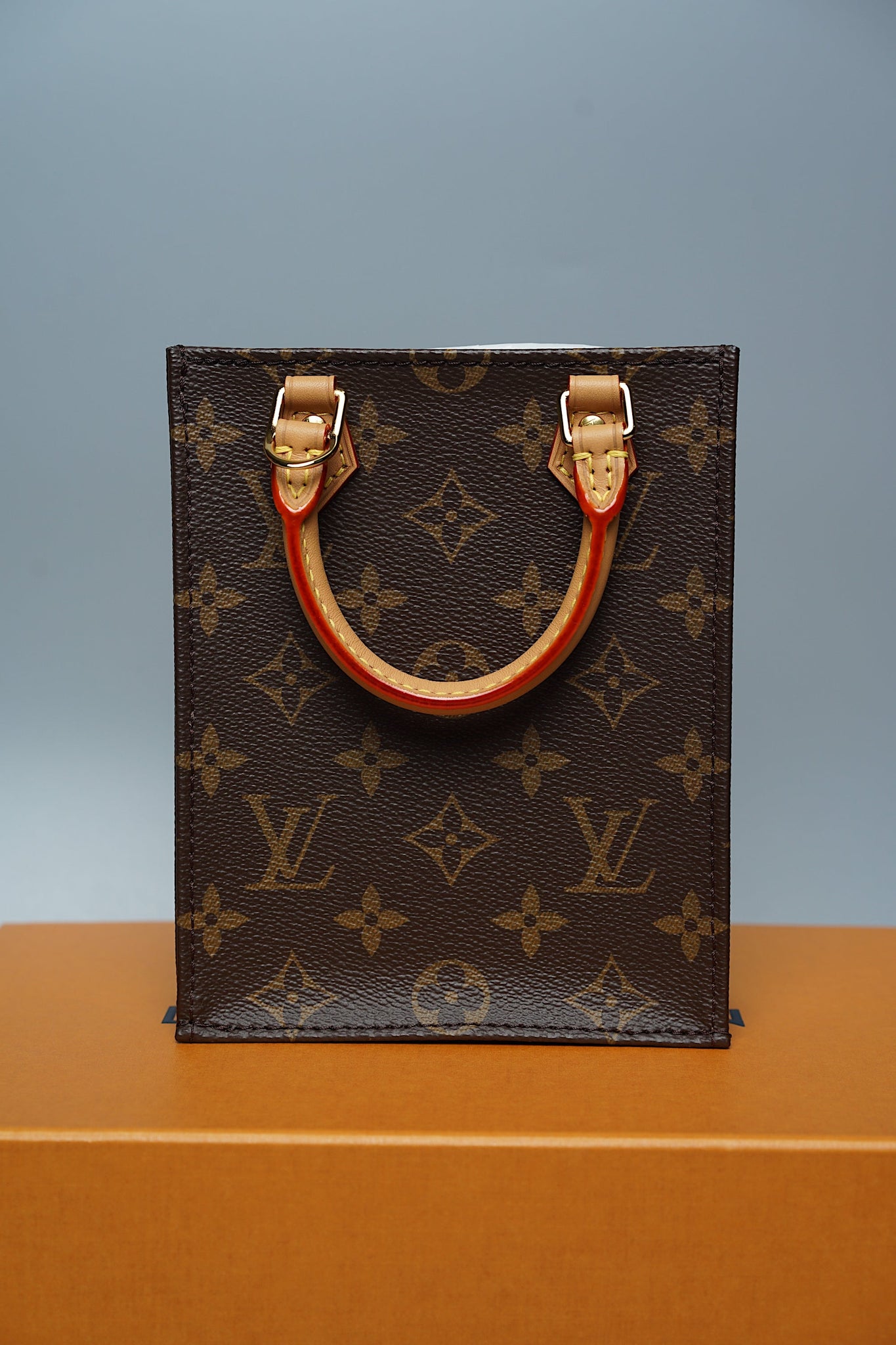 LV Petit Sac Plat